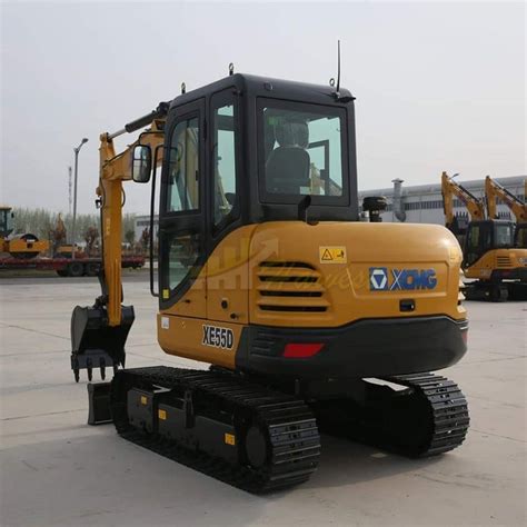 Mini Excavator (5 ton) with thumb 